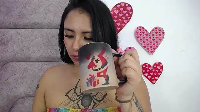 Jessica-Kraftt online show from February 27, 4:31 am