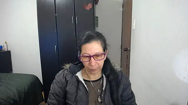 latin49 online show from March 28, 5:07 am