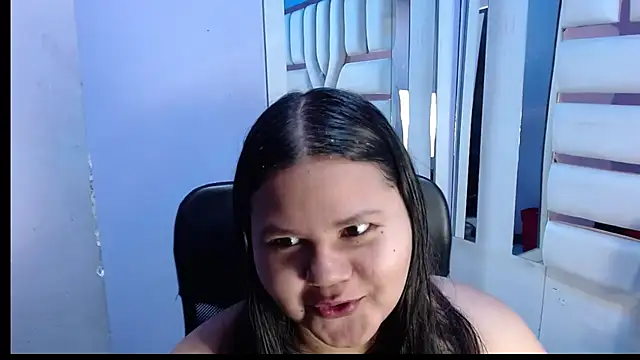 Snapshot of ValenTitis chatting on December 15, 8:46 pm ValenTitis online show from December 15, 8:46 pm