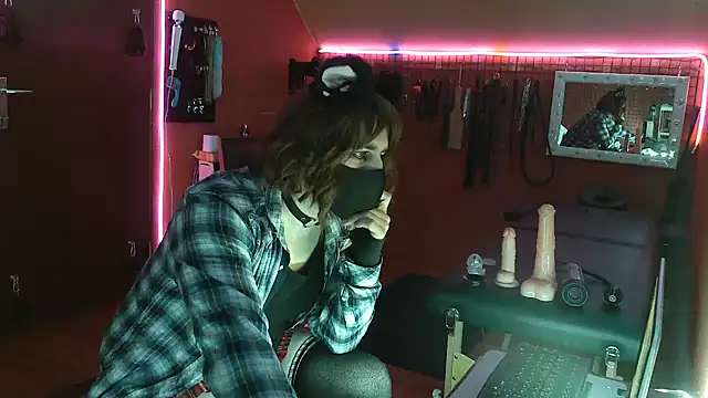 Snapshot of Ginny-the-bdsm-nympho chatting on March 6, 6:16 pm Ginny-the-bdsm-nympho online show from March 6, 6:16 pm