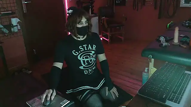 Ginny-the-bdsm-nympho online show from October 23, 5:01 pm