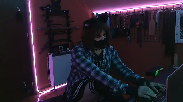 Ginny-the-bdsm-nympho online show from January 15, 6:11 pm