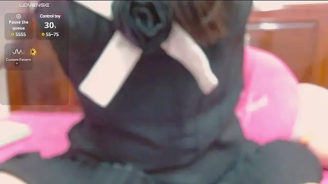 Snapshot of YURIALA chatting on March 14, 2:20 am YURIALA online show from March 14, 2:20 am