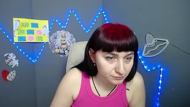 NinaFlawlees online show from March 29, 6:35 am