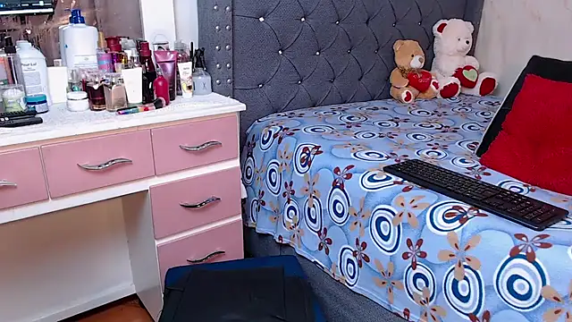 CanndyBrunett online show from October 10, 4:06 pm