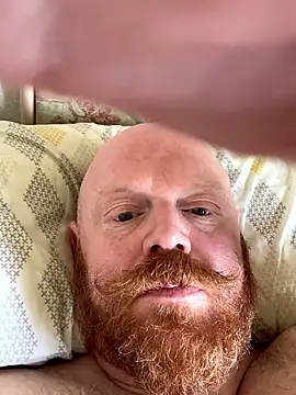 GimmemoreD online show from March 28, 1:00 pm