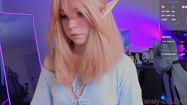 Snapshot of zelda_1 chatting on June 25, 9:36 am zelda 1 online show from June 25, 9:36 am