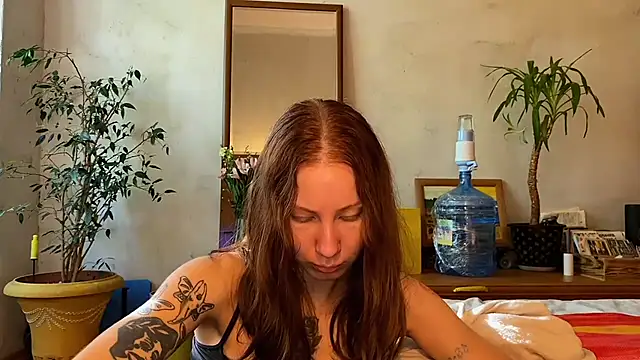 elfess online show from September 30, 8:08 am