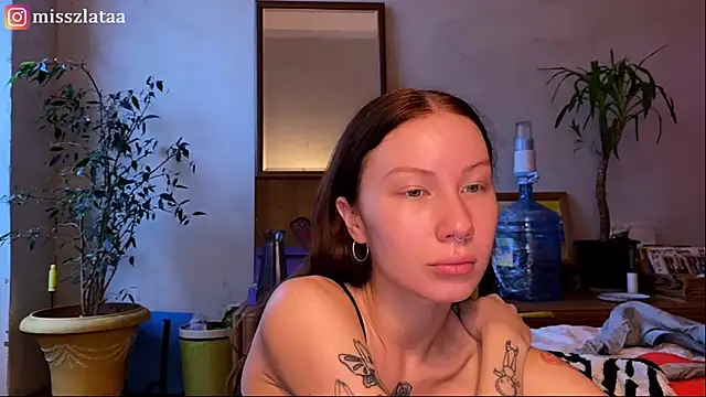 elfess online show from October 31, 7:09 am