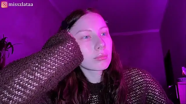 elfess online show from December 5, 2:47 pm