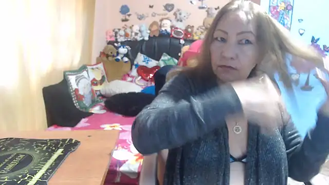 milfeddy  online show from November 24, 1:00 pm