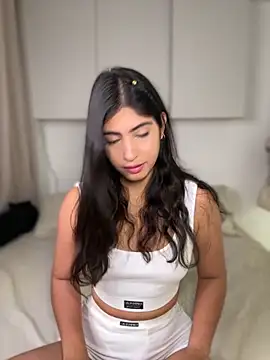 Gaby zahir  online show from October 10, 11:09 am