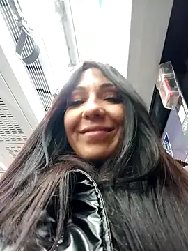 LeticiaWoods online show from December 20, 1:22 pm