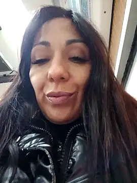 LeticiaWoods online show from December 21, 4:14 pm