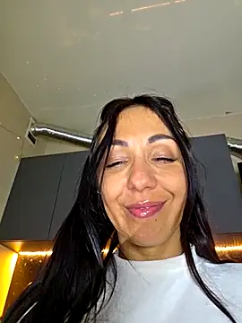 Snapshot of LeticiaWoods chatting on February 21, 10:44 pm LeticiaWoods online show from February 21, 10:44 pm