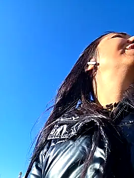 Snapshot of LeticiaWoods chatting on March 15, 12:33 pm LeticiaWoods online show from March 15, 12:33 pm