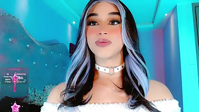 Snapshot of BimboCurvyy chatting on December 14, 11:59 am BimboCurvyy online show from December 14, 11:59 am