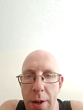 TaylorBlaze online show from February 20, 4:14 pm