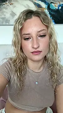 Snapshot of MileySummer chatting on October 10, 6:34 am MileySummer online show from October 10, 6:34 am