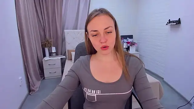 JessicaNickson online show from December 12, 7:41 am