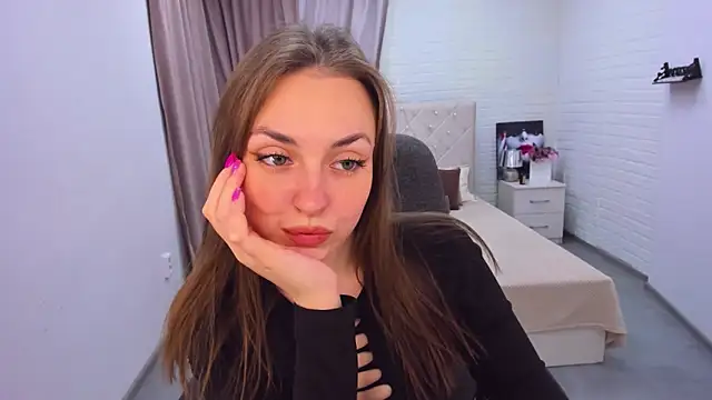 JessicaNickson online show from January 8, 9:32 am