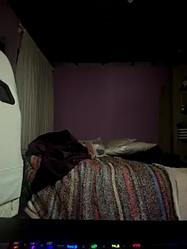 bunnydark00 online show from October 9, 12:19 am