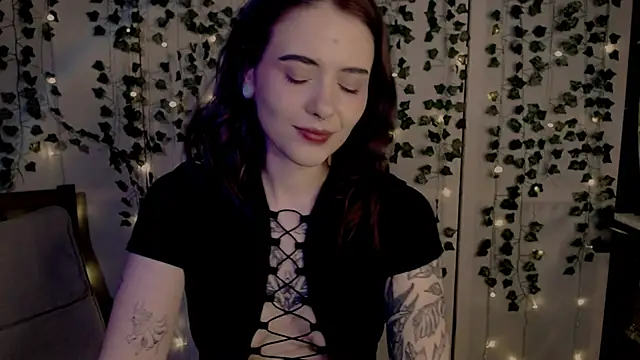 risha laas online show from March 21, 10:39 pm