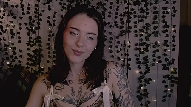 risha laas online show from September 27, 8:14 pm