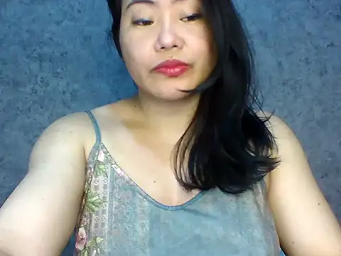 SexiestAries online show from October 14, 1:45 pm