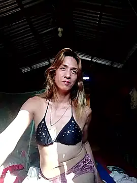 Snapshot of angelie143 chatting on June 8, 7:09 am angelie143 online show from June 8, 7:09 am