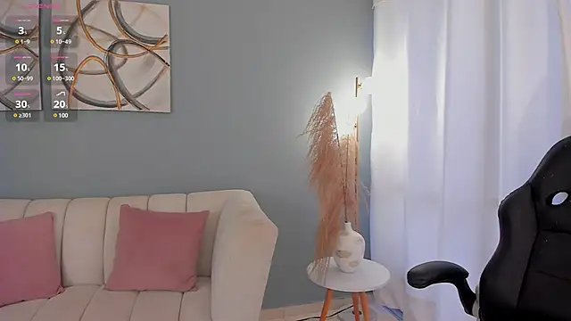 BrookeMiller online show from January 27, 6:31 pm