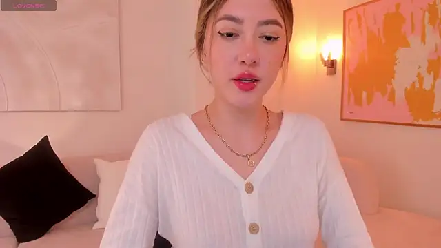 EveBensonX online show from January 16, 11:26 am