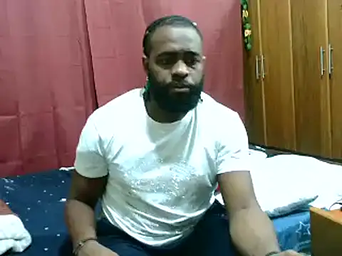 2ocmaxi online show from February 11, 1:52 am