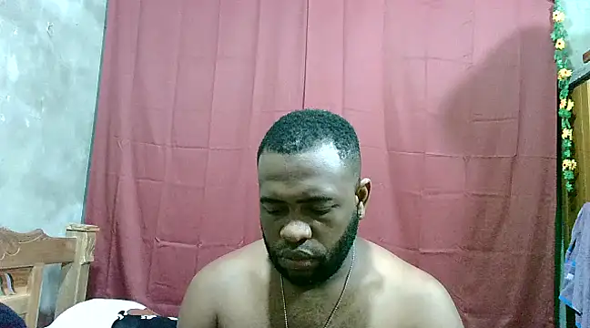 2ocmaxi online show from March 12, 3:13 am