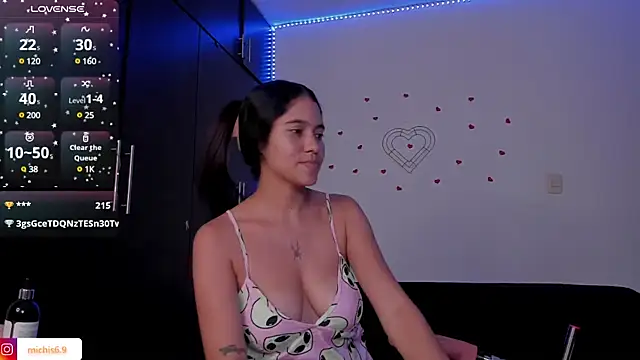 Snapshot of Sallye_ chatting on February 21, 7:01 am Sallye online show from February 21, 7:01 am