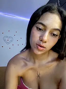 Snapshot of Sallye_ chatting on March 20, 4:40 am Sallye online show from March 20, 4:40 am