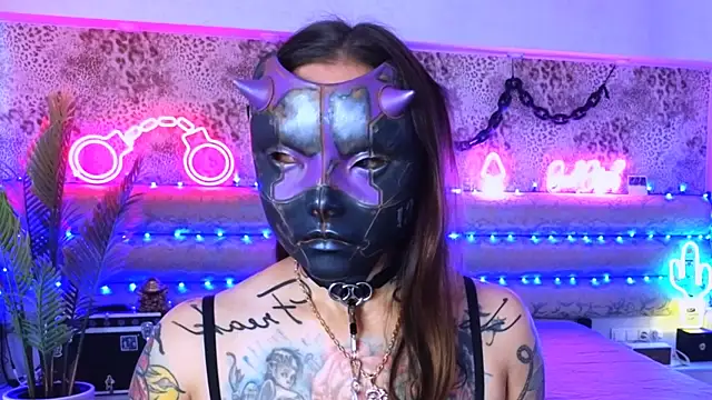 Cool Freak  online show from October 4, 10:13 am