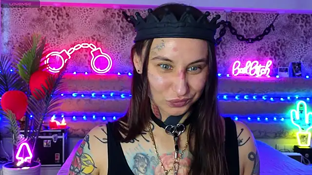 Snapshot of Cool_Freak_ chatting on February 20, 10:38 am Cool Freak online show from February 20, 10:38 am