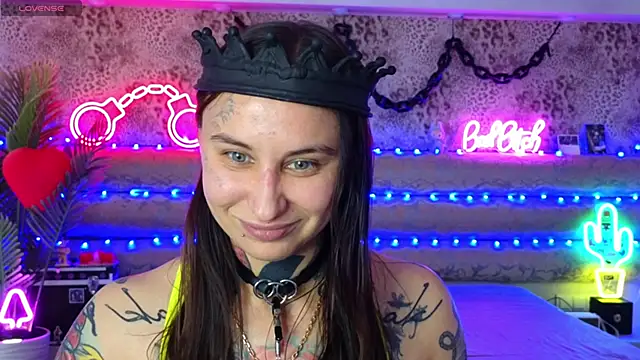 Snapshot of Cool_Freak_ chatting on March 21, 11:04 am Cool Freak online show from March 21, 11:04 am