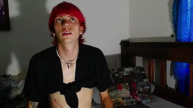 Snapshot of Twink_Temptation chatting on February 28, 2:18 pm Twink Temptation online show from February 28, 2:18 pm