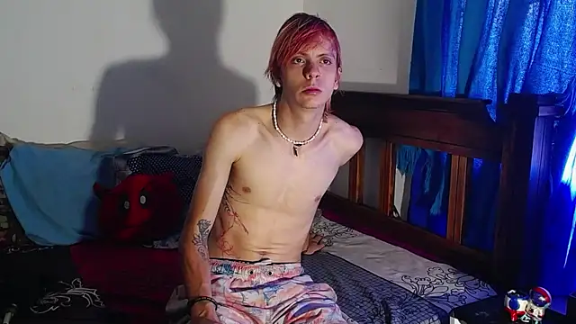 Snapshot of Twink_Temptation chatting on March 20, 4:01 pm Twink Temptation online show from March 20, 4:01 pm
