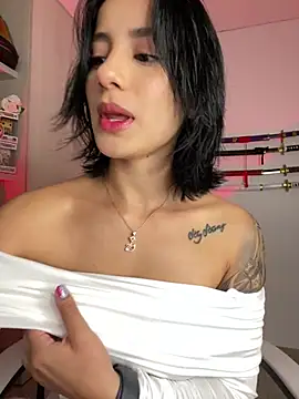 Ale Lewis online show from January 25, 11:43 pm