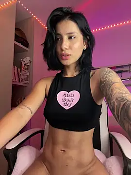 Ale Lewis online show from February 24, 12:30 am