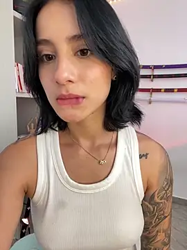 Ale Lewis online show from March 5, 6:34 pm
