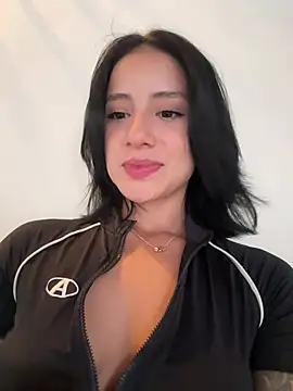 Ale Lewis online show from March 17, 9:45 pm