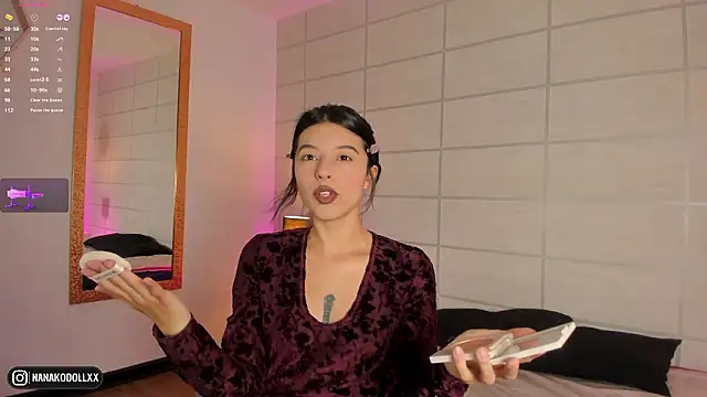 NanaRott online show from March 23, 8:13 pm