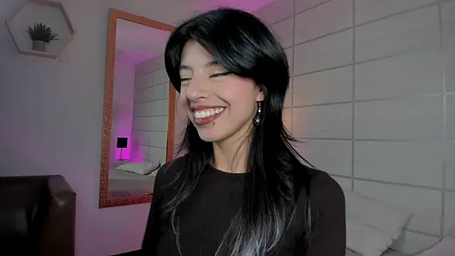 Snapshot of NanaRott chatting on April 17, 7:39 pm NanaRott online show from April 17, 7:39 pm