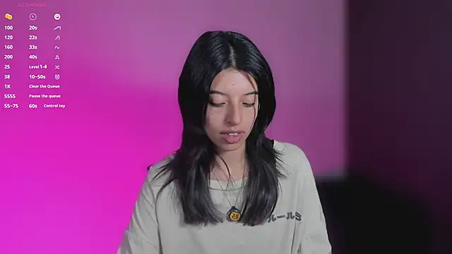 Snapshot of NanaRott chatting on May 9, 6:13 pm NanaRott online show from May 9, 6:13 pm