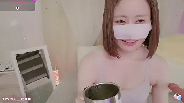 Yuu  k online show from February 28, 5:26 pm