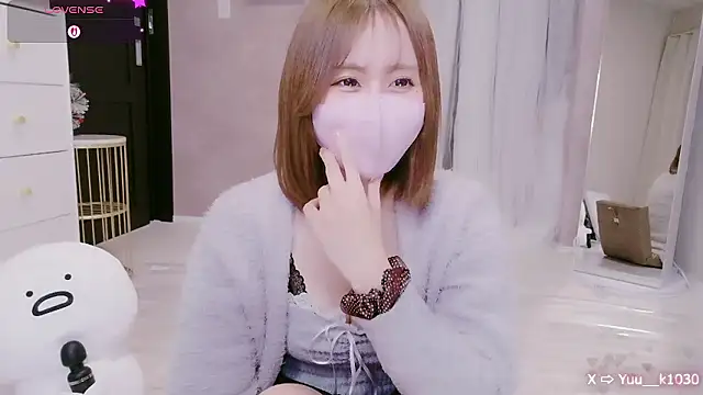 Yuu  k online show from December 5, 2:58 pm